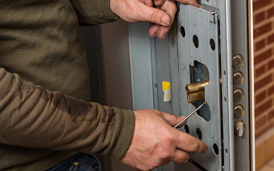 serrurier assistance dépannage Houilles
