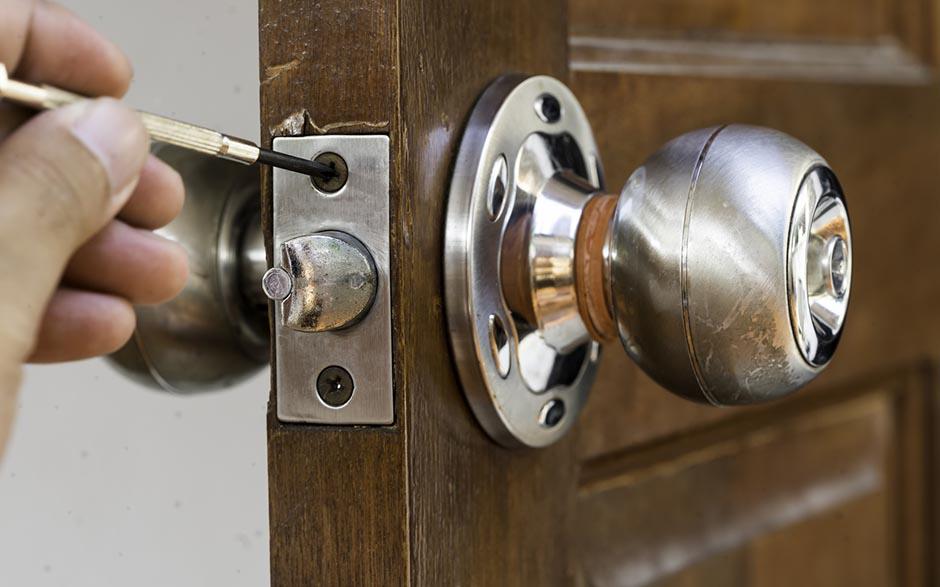 serrurier pour dépannage de nuit Suresnes